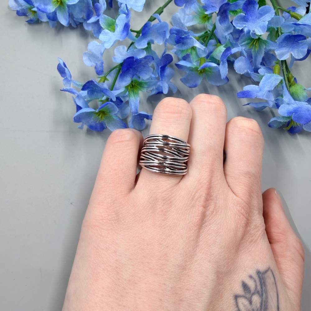 Lia Sophia Silver Wave Ring Vintage Y2K